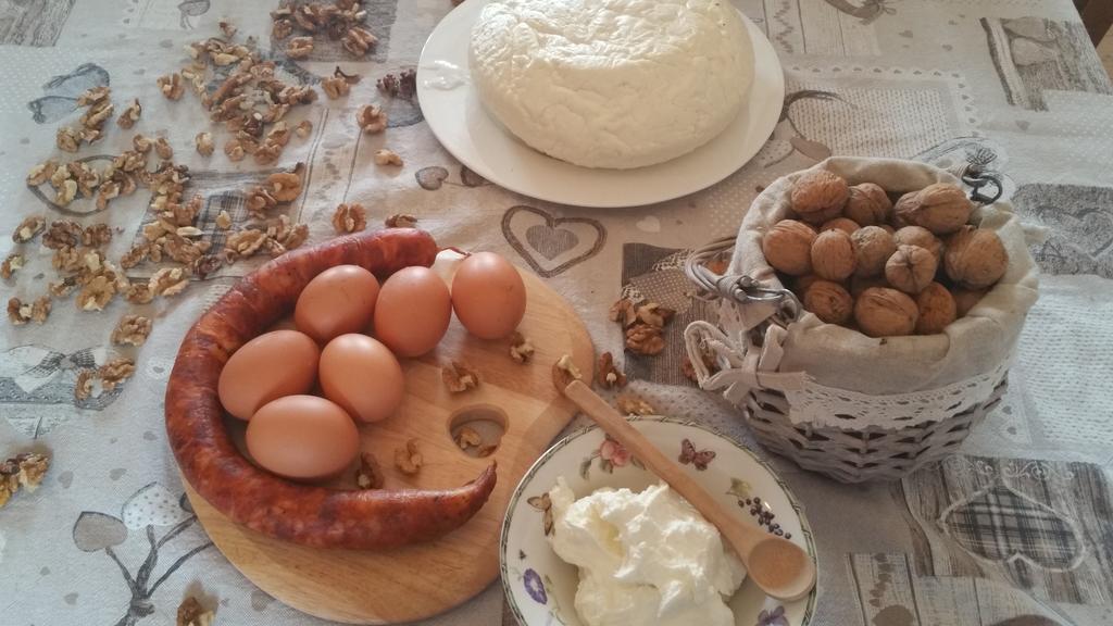 Vrelo Koreničko Vodenica Vrelo Chalets מראה חיצוני תמונה