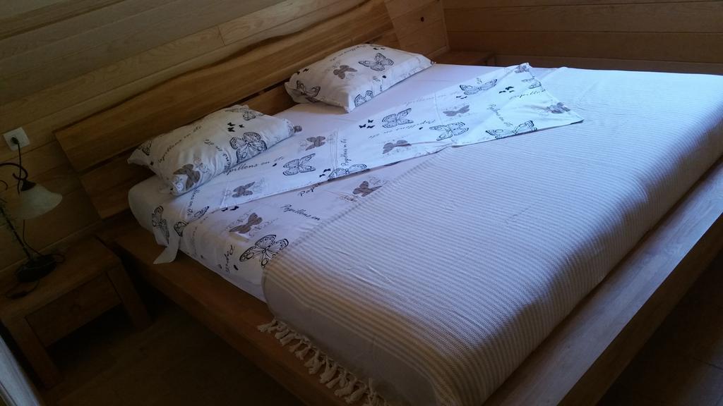 Vrelo Koreničko Vodenica Vrelo Chalets מראה חיצוני תמונה