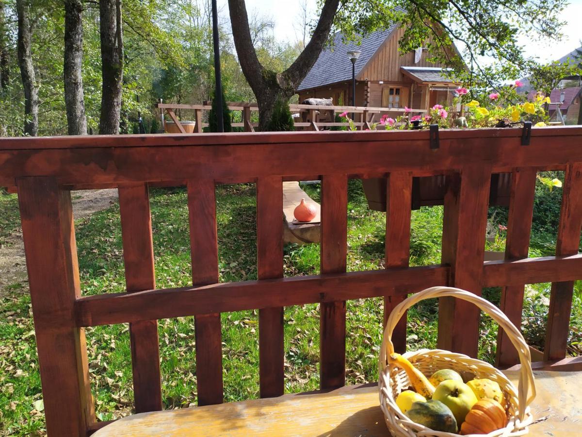 Vrelo Koreničko Vodenica Vrelo Chalets מראה חיצוני תמונה